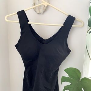 Knix Evolution body shaping shelf bra tank